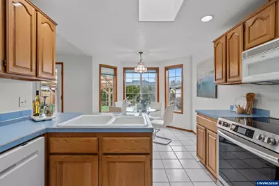 3203 19th Av SE, Albany, OR 97322 - Photo 11