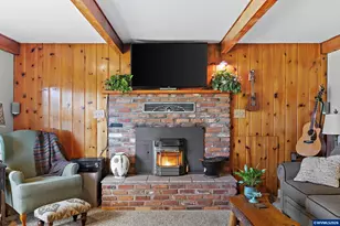 34931 Meridian Rd, Lebanon, OR 97355 - Photo 9