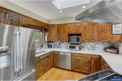 586 Welcome Wy SE, Salem, OR 97302 - Photo 17