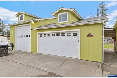 128 Louisa St, Gates, OR 97346 - Photo 3