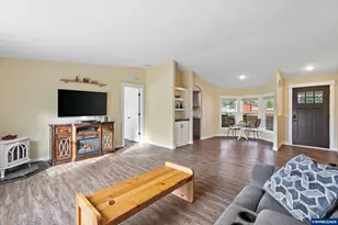 128 Louisa St, Gates, OR 97346 - Photo 9