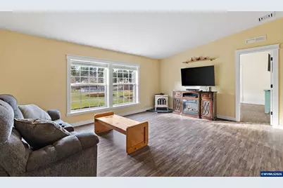 128 Louisa St, Gates, OR 97346 - Photo 7