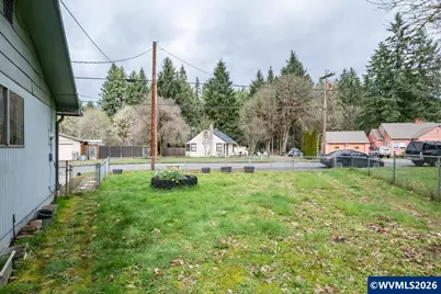 1435 Elm St, Sweet Home, OR 97386 - Photo 41