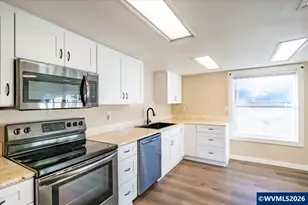 2573 Kalmia St, Sweet Home, OR 97386 - Photo 11