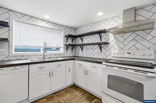 5937 Stayton Rd SE, Turner, OR 97392 - Photo 13