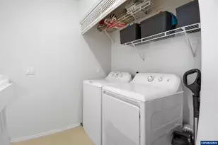 1490 Madelyn Ave SE, Salem, OR 97306 - Photo 29