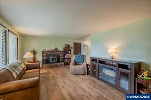 1360 Sunset Ln, Sweet Home, OR 97386 - Photo 5