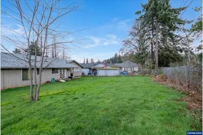 1360 Sunset Ln, Sweet Home, OR 97386 - Photo 15
