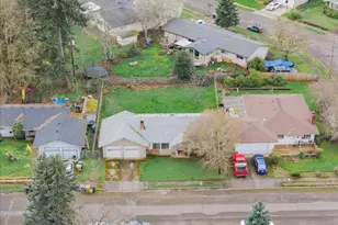 1360 Sunset Ln, Sweet Home, OR 97386 - Photo 19