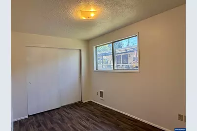 1360 Sunset Ln, Sweet Home, OR 97386 - Photo 9