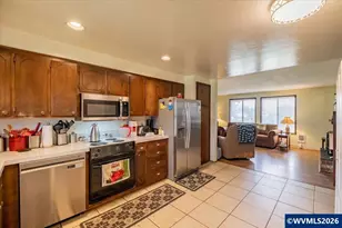 1360 Sunset Ln, Sweet Home, OR 97386 - Photo 9