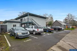 1355 4th St NE, Salem, OR 97301 - Photo 5