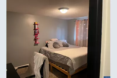 4664 Kingston Ct NE, Salem, OR 97305 - Photo 3