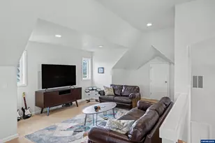 4956 NW Lavender Cir, Corvallis, OR 97330 - Photo 37