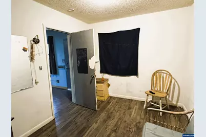 1547 Oak St SE, Salem, OR 97301 - Photo 11