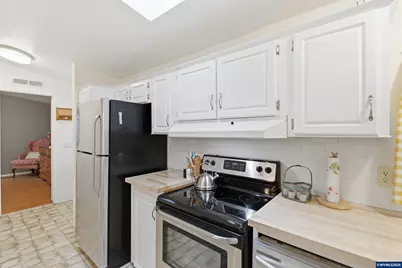 25045 Gap Rd, Brownsville, OR 97327 - Photo 11