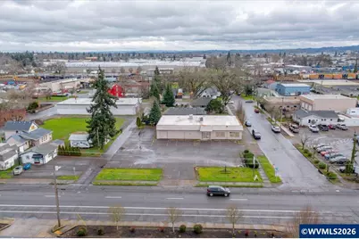 1590 12th St SE, Salem, OR 97302 - Photo 13