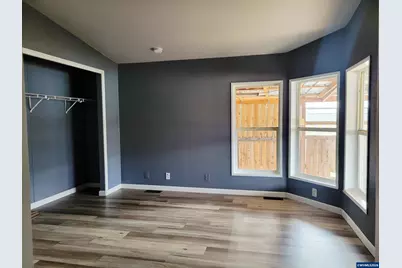 4722 Wyoming Cir NE, Salem, OR 97305 - Photo 15