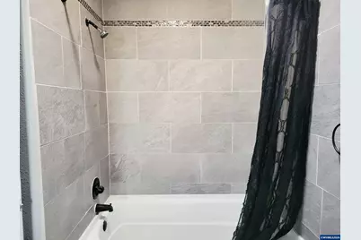 4722 Wyoming Cir NE, Salem, OR 97305 - Photo 17