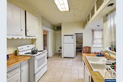 1740 Hardcastle Av, Woodburn, OR 97071 - Photo 11