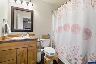 226 NW Sagan Lp, Sheridan, OR 97378 - Photo 27