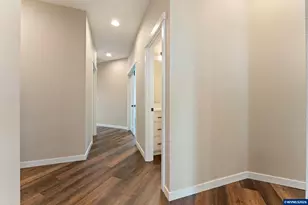 309 NE Berry St, Sublimity, OR 97385 - Photo 35