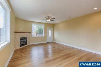728 Bonita Pl SE, Salem, OR 97317 - Photo 9