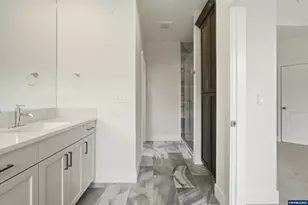 726 SE 42nd Pl, Newport, OR 97366 - Photo 13