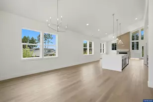 726 SE 42nd Pl, Newport, OR 97366 - Photo 3