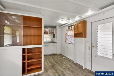 5422 Portland Rd NE #10, Salem, OR 97305 - Photo 11
