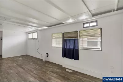 5422 Portland Rd NE #10, Salem, OR 97305 - Photo 7