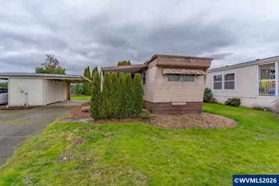 5422 Portland Rd NE #10, Salem, OR 97305 - Photo 3