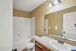 1055 SE Millright Ave, McMinnville, OR 97128 - Photo 11