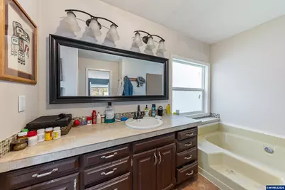 30202 Townsend Rd, Lebanon, OR 97355 - Photo 29