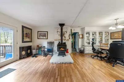 30202 Townsend Rd, Lebanon, OR 97355 - Photo 17