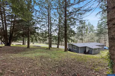 30202 Townsend Rd, Lebanon, OR 97355 - Photo 9