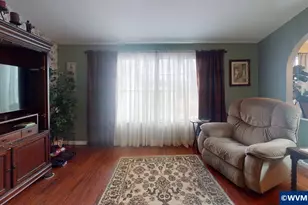 2120 Robins Ln, Salem, OR 97306 - Photo 15