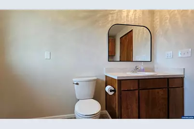 1937 Fieldcrest Ct S, Salem, OR 97306 - Photo 15