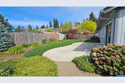 1937 Fieldcrest Ct S, Salem, OR 97306 - Photo 19