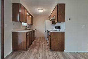 1937 Fieldcrest Ct S, Salem, OR 97306 - Photo 9