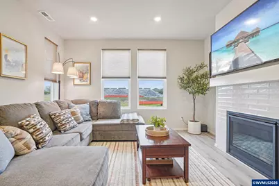 1933 NW Kent St St, McMinnville, OR 97128 - Photo 7