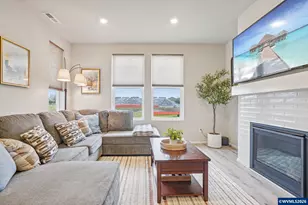 1933 NW Kent St St, McMinnville, OR 97128 - Photo 7