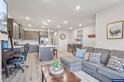 1933 NW Kent St St, McMinnville, OR 97128 - Photo 5