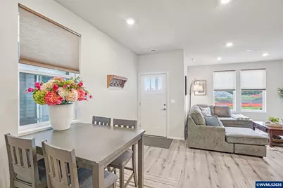 1933 NW Kent St St, McMinnville, OR 97128 - Photo 11