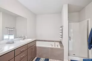 1933 NW Kent St St, McMinnville, OR 97128 - Photo 27