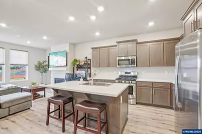 1933 NW Kent St St, McMinnville, OR 97128 - Photo 13