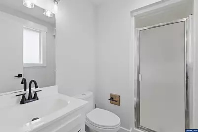 4784 Nighthawk Ct NE, Salem, OR 97305 - Photo 17