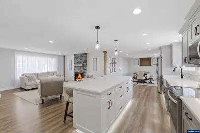 4784 Nighthawk Ct NE, Salem, OR 97305 - Photo 9