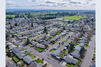 4784 Nighthawk Ct NE, Salem, OR 97305 - Photo 35