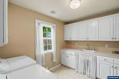 430 Luther St S, Salem, OR 97302 - Photo 21